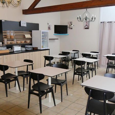 Hotel Restaurant Du Lac Graulhet Buitenkant foto