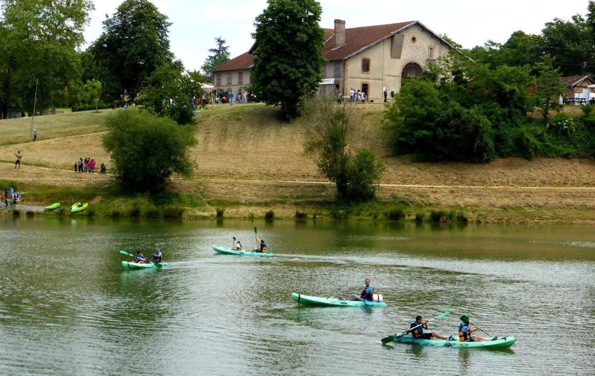Hotel Restaurant Du Lac Graulhet Buitenkant foto